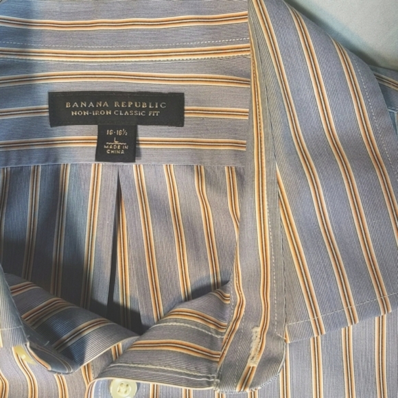 Banana Republic button down, long sleeve shirt, L/16-16.5 - Picture 3 of 3